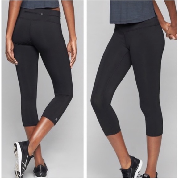 Athleta Pants - ATHLETA Sonar Capri black‎ mid rise crop leggings size S